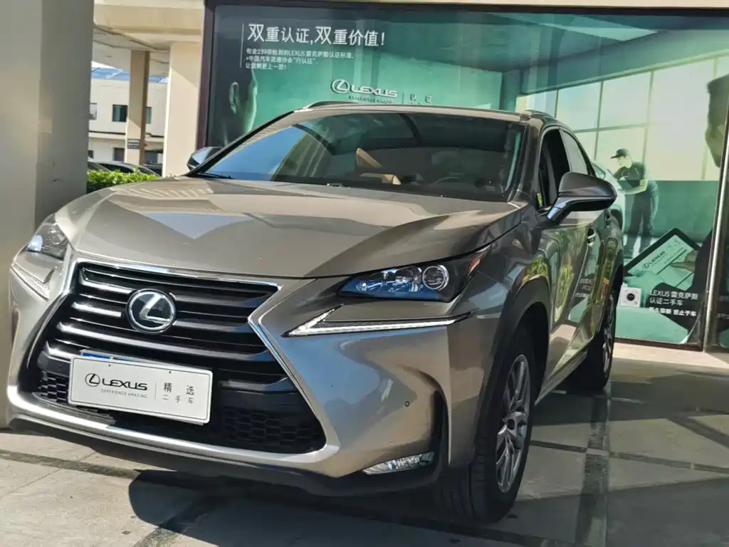 Lexus NX 2017 — фото 1