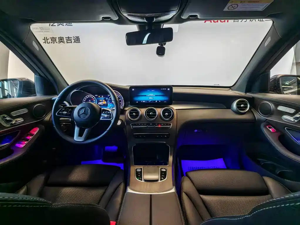 Mercedes-Benz GLC 2021 — фото 13