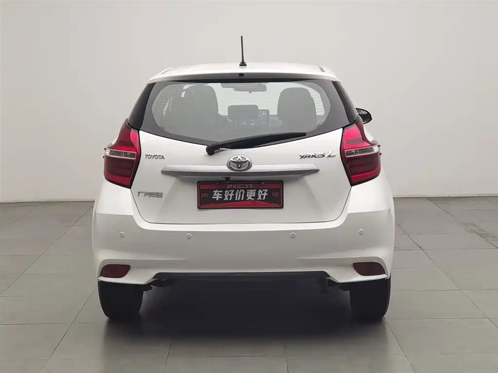 Toyota Yaris L 2020 — фото 4