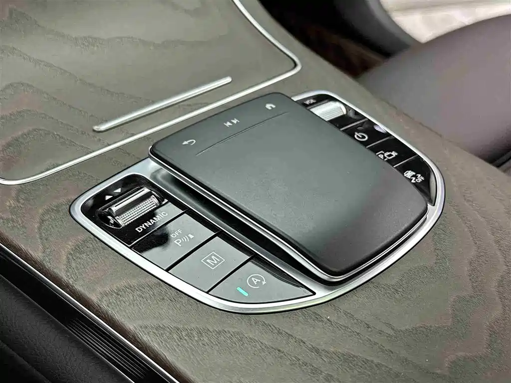 Mercedes-Benz GLC 2022 — фото 15