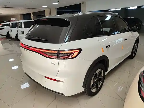 Geely Galaxy E5 2024
