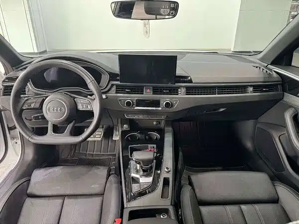 Audi A4L 2024