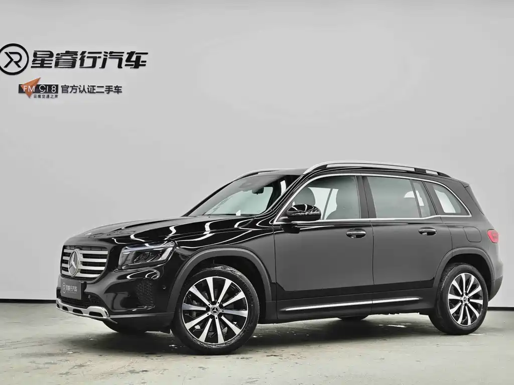 Mercedes-Benz GLB 2023 — фото 1