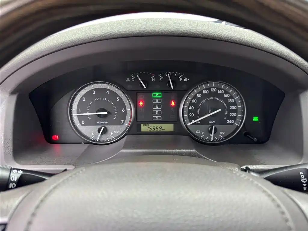 Toyota Land Cruiser 2020 — фото 13
