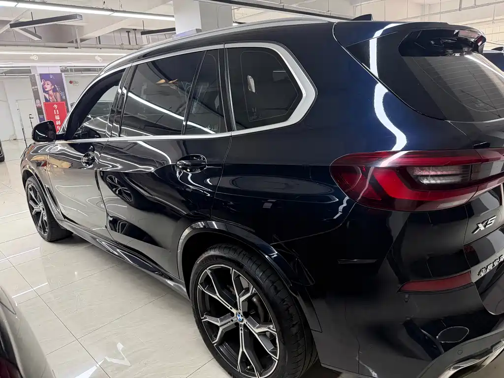 BMW X5 2022 — фото 9