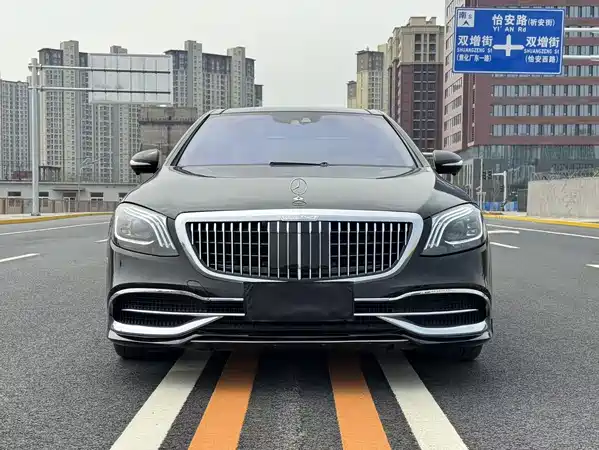 Mercedes-Benz S-Class AMG 2010