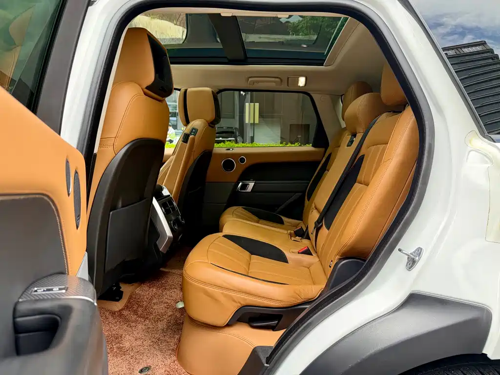 Land Rover Range Rover Sport 2018 — фото 21