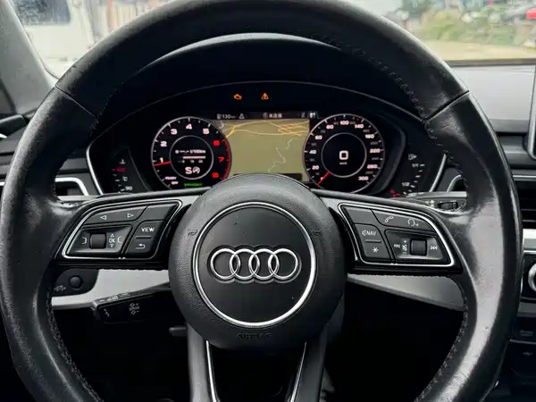 Audi A4L 2019