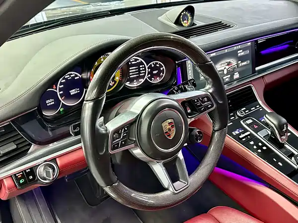 Porsche Panamera 2018