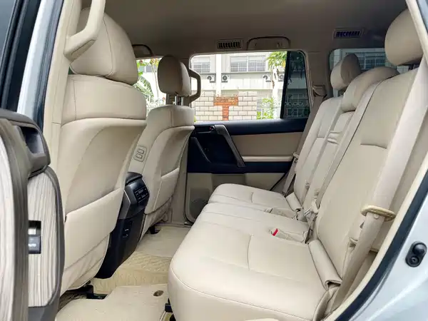 Toyota Prado 2010