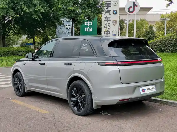 Li Auto L7 2024