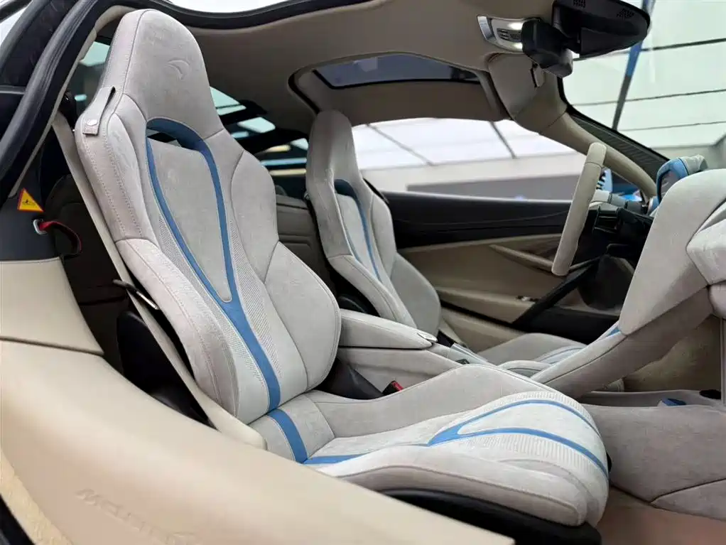 McLaren 720S 2019 — фото 10
