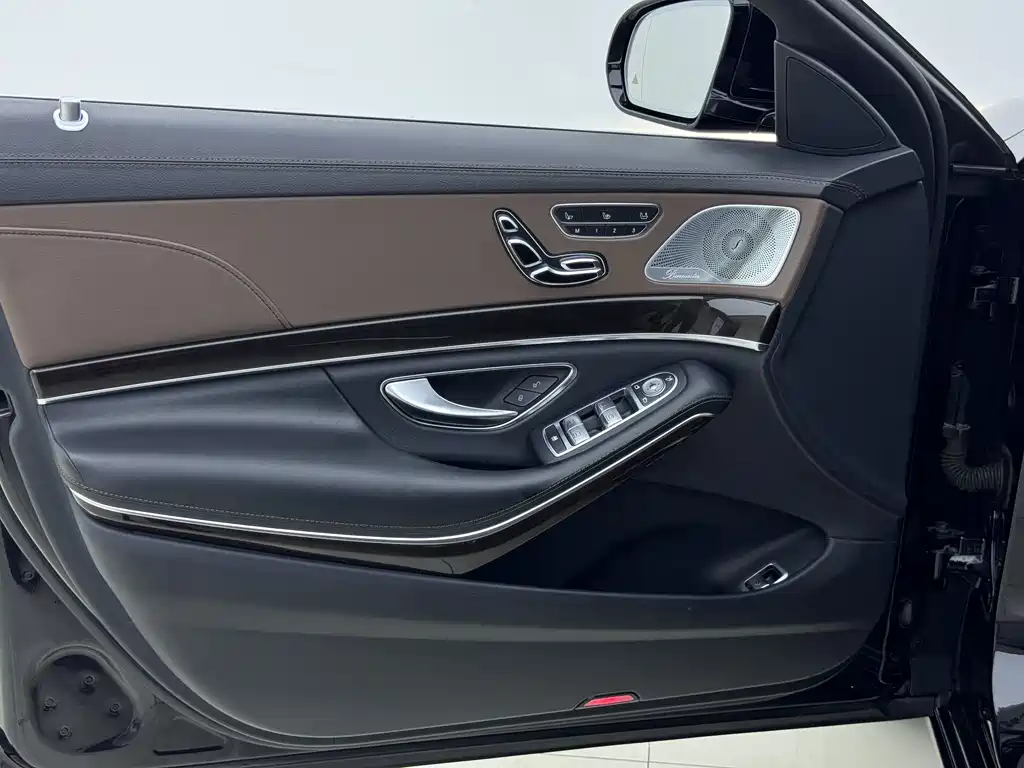 Mercedes-Benz S-Class 2018 — фото 16