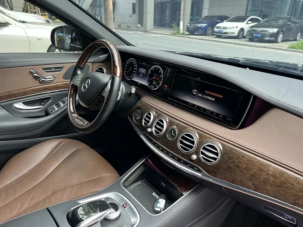 Mercedes-Benz S-Class 2017 — фото 11