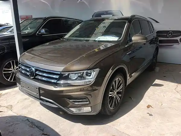 Volkswagen Tiguan L 2021