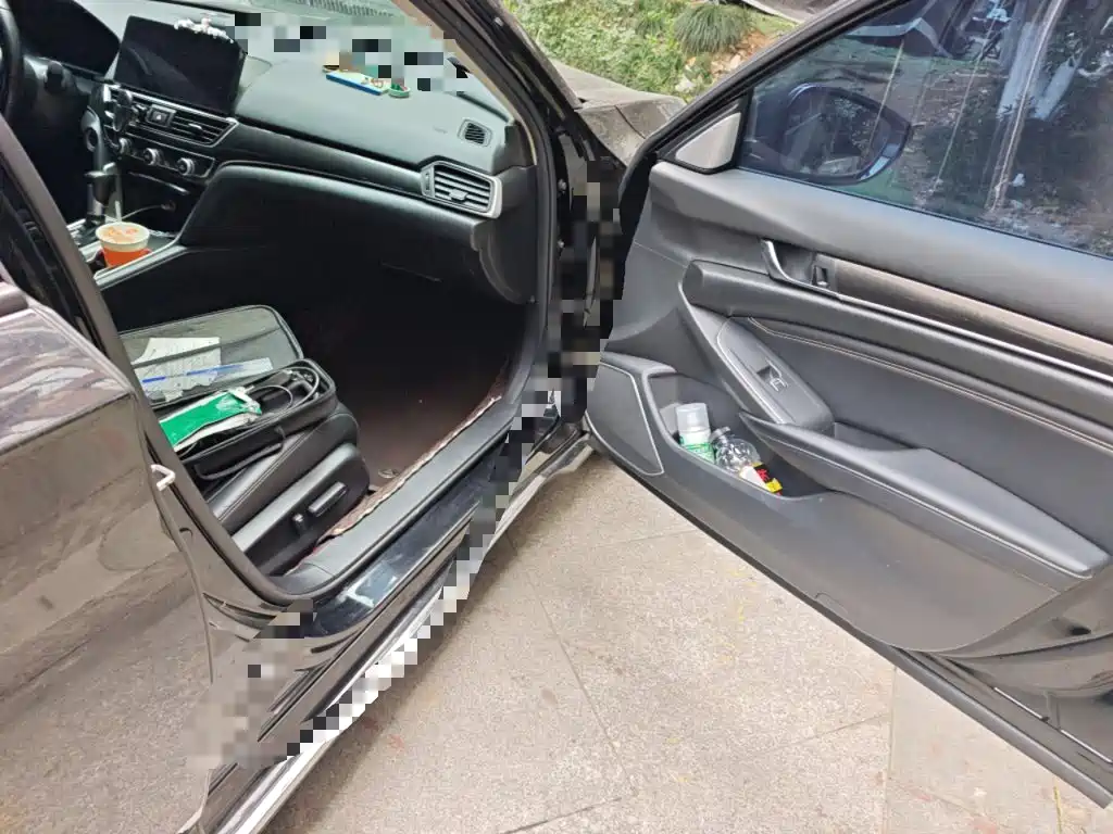 Honda Accord 2022 — фото 20