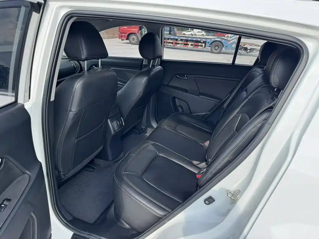 Kia Sportage 2016 — фото 14