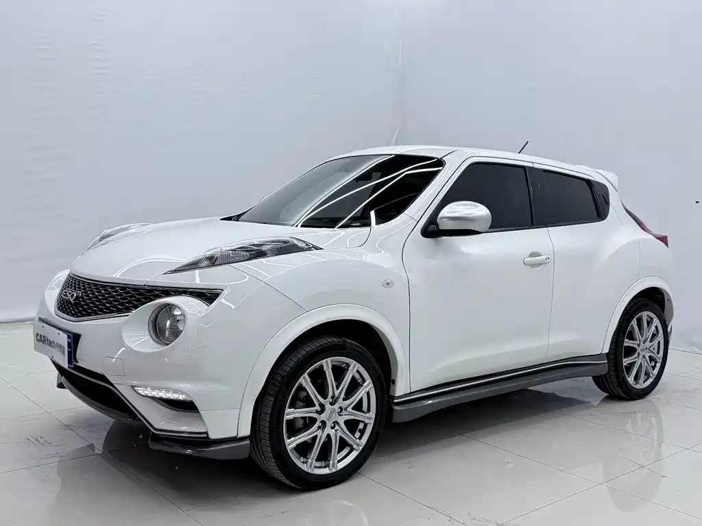 Infiniti ESQ 2018