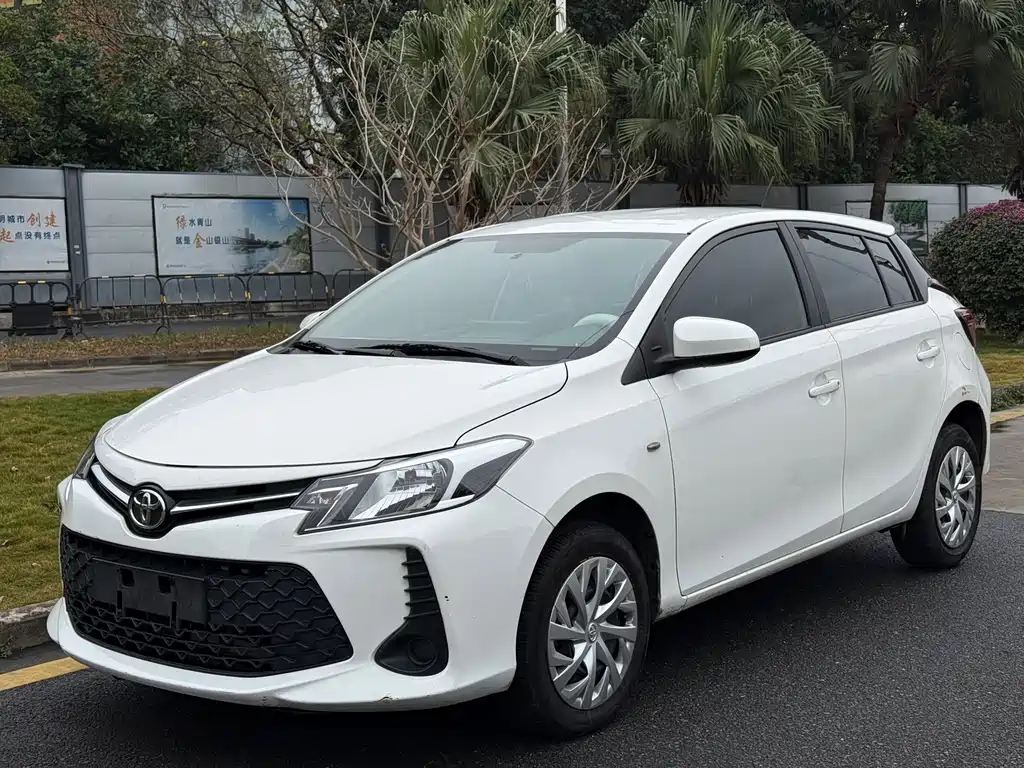 Toyota Vios FS 2022 — фото 1