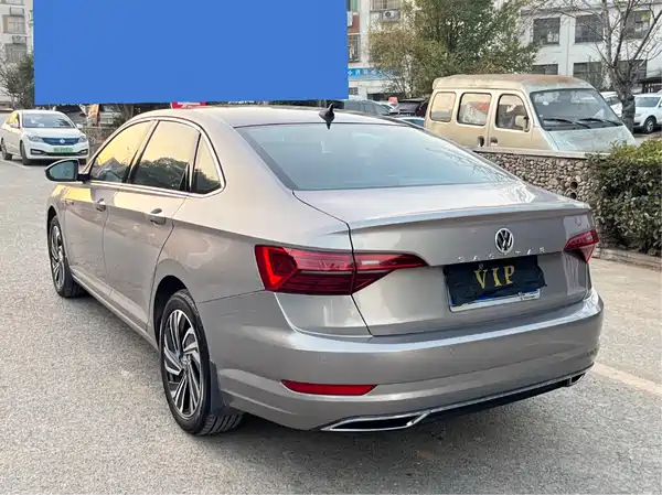 Volkswagen Sagitar 2021