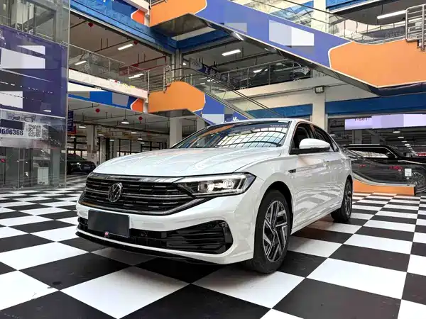 Volkswagen Sagitar 2023