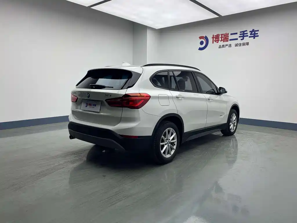 BMW X1 2017 — фото 7