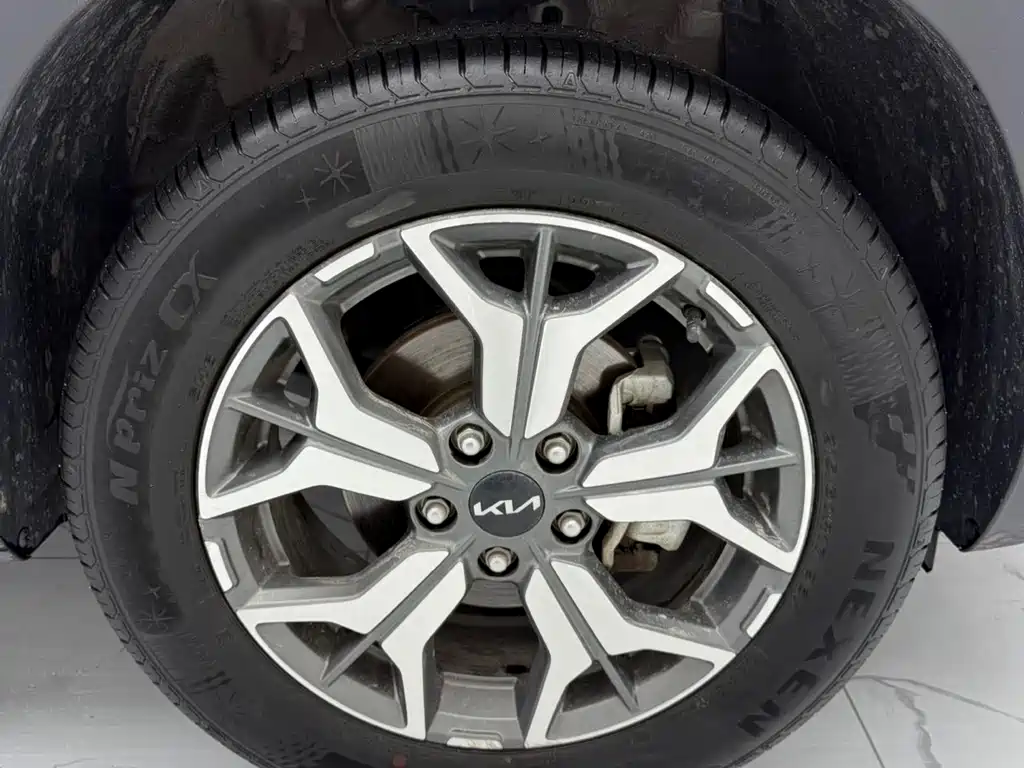 Kia KX3 2022 — фото 20