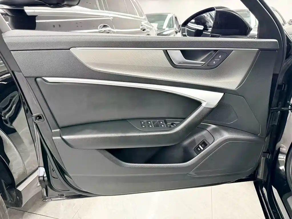 Audi A6L 2021 — фото 11