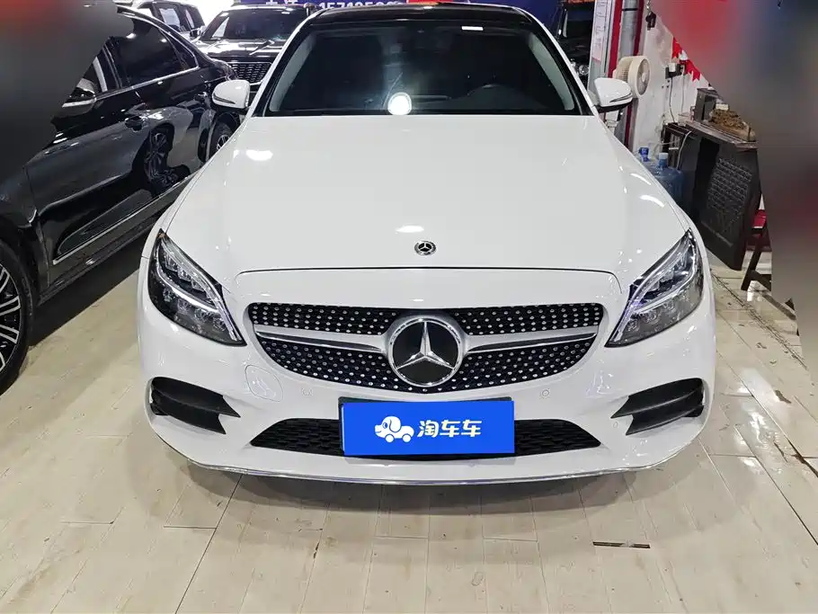 Mercedes-Benz C-Class 2020