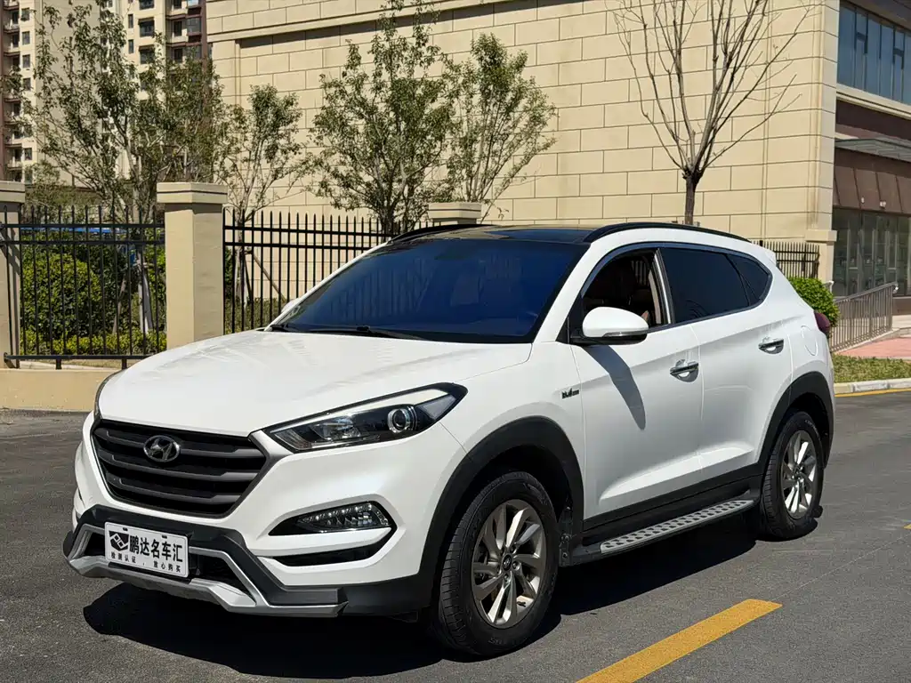 Hyundai Tucson 2016 — фото 1