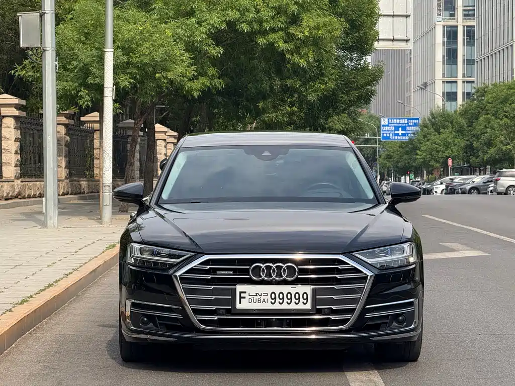 Audi A8 2020 — фото 2