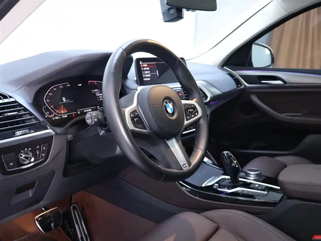 BMW X4 2021 — фото 11
