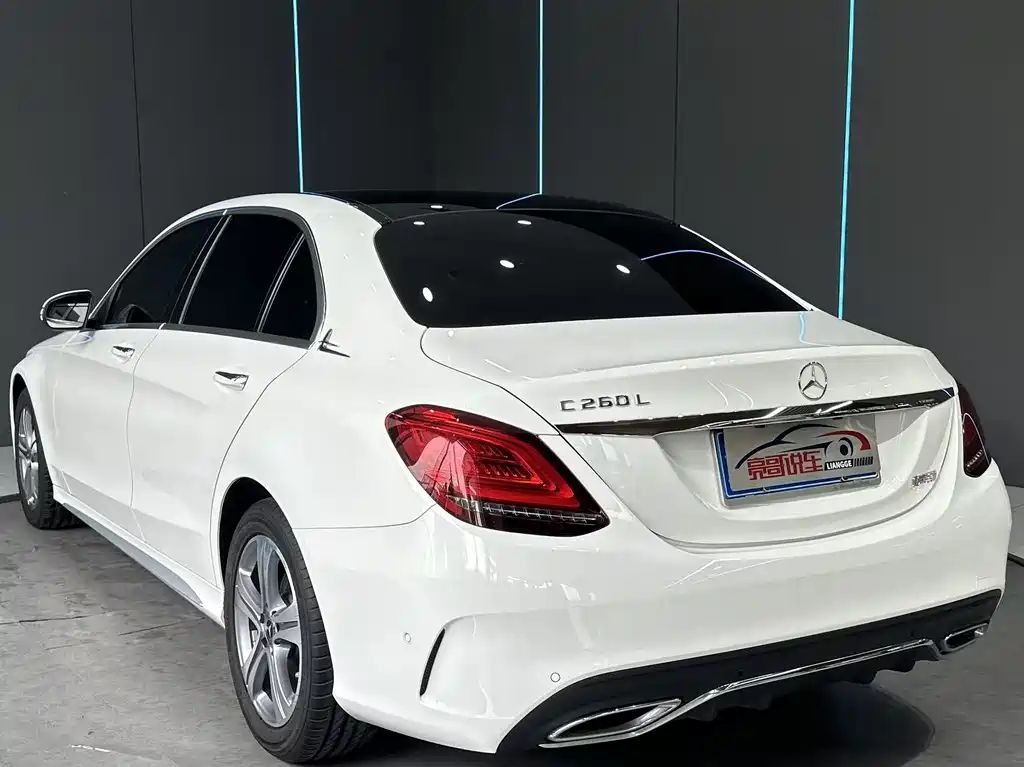 Mercedes-Benz C-Class 2021 — фото 8