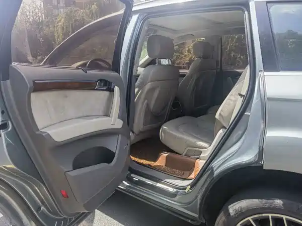 Audi Q7 2010