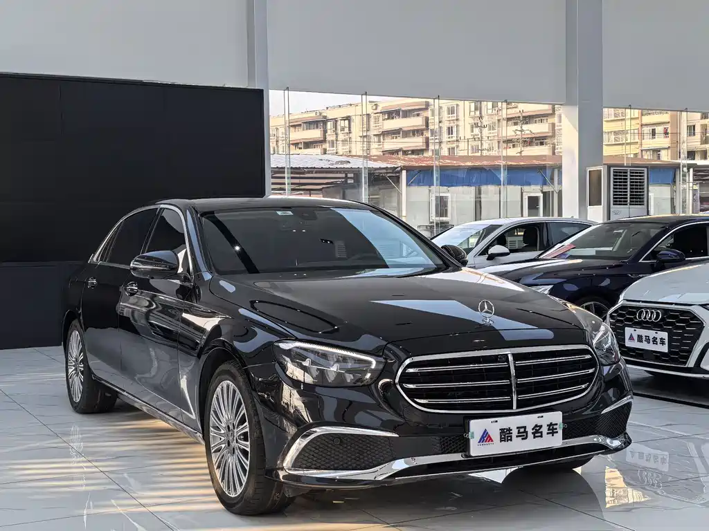 Mercedes-Benz E-Class 2023 — фото 3