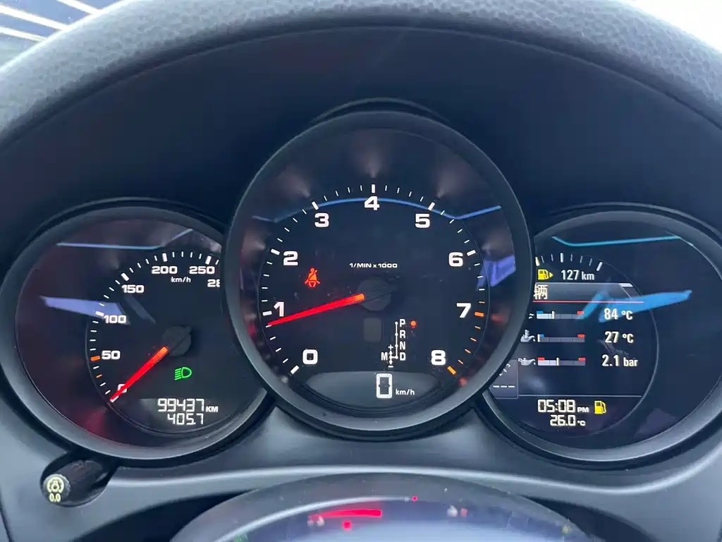 Porsche Macan 2019 — фото 11