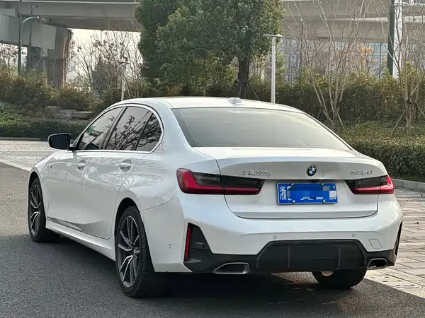 BMW 3 Series 2023