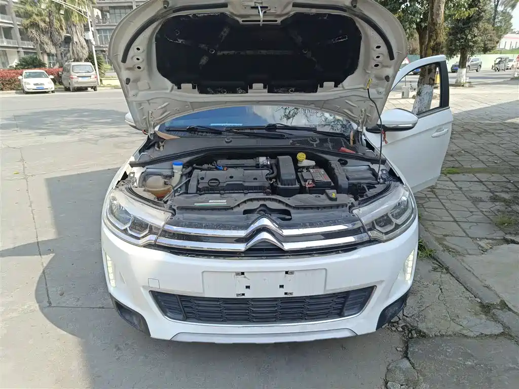 Citroen C3-XR 2015 — фото 16