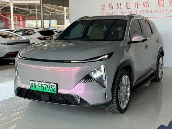 Geely Galaxy L7 2024