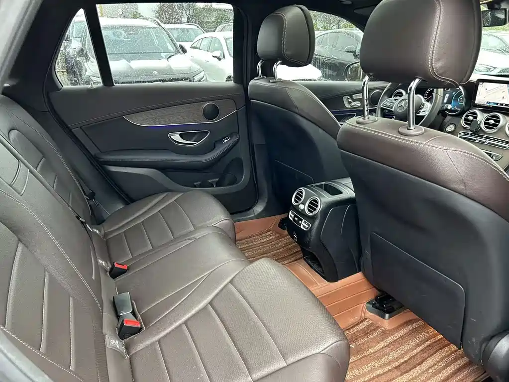 Mercedes-Benz GLC 2023 — фото 13