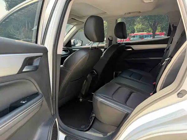 Geely Vision X6 2021