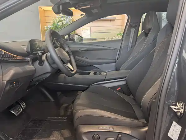 Volkswagen Distinctive 06 2026