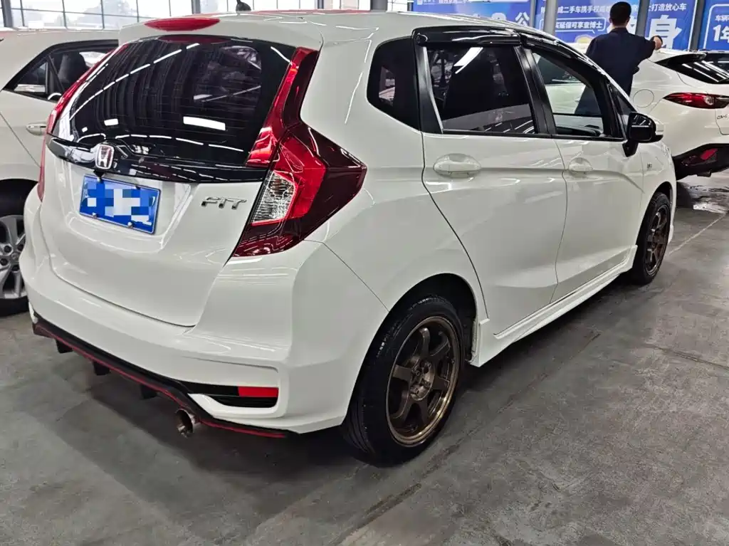 Honda Fit 2019 — фото 8