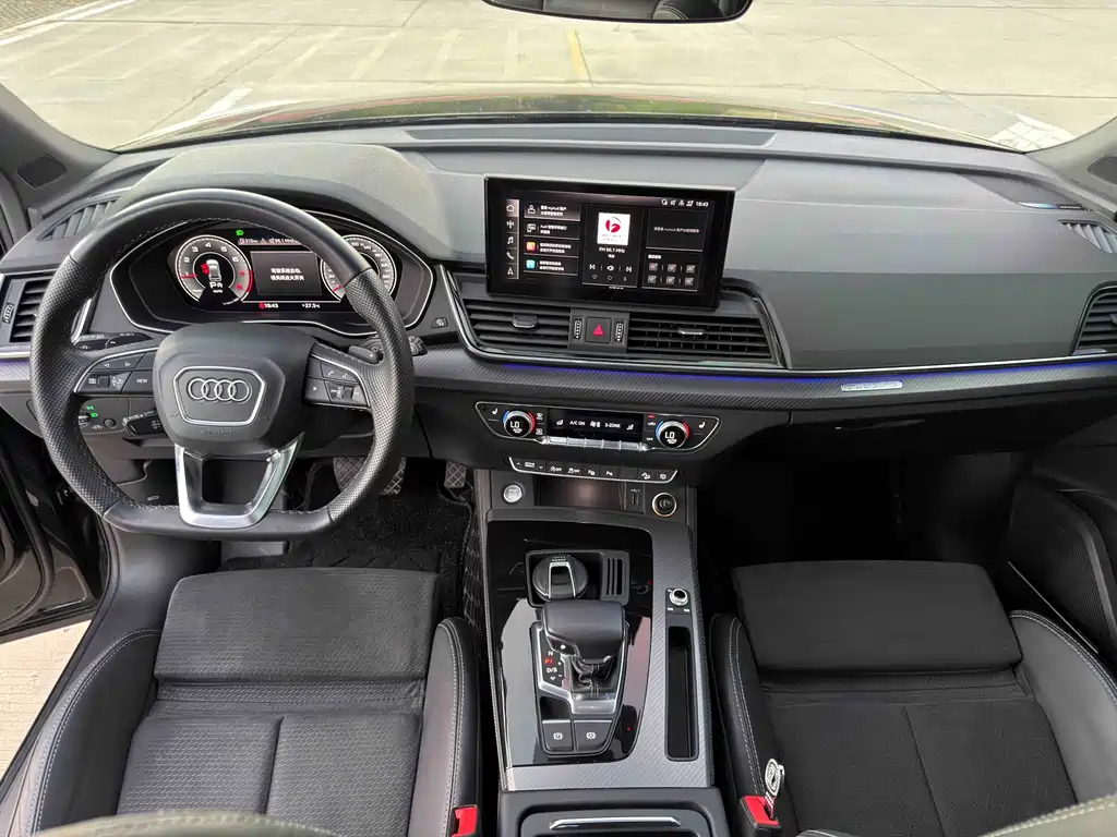 Audi Q5L Sportback 2021 — фото 8