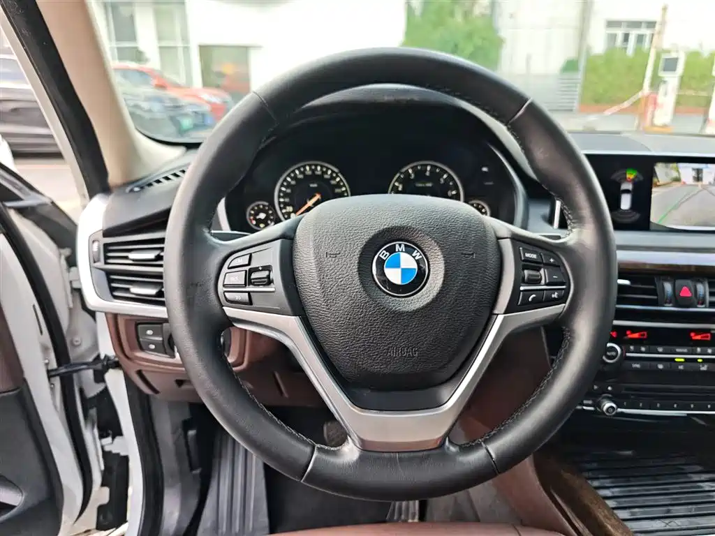 BMW X5 2018 — фото 13