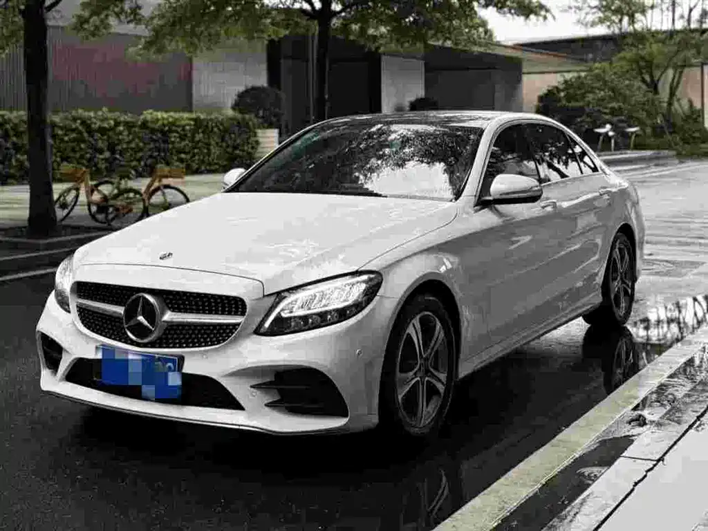 Mercedes-Benz C-Class 2019