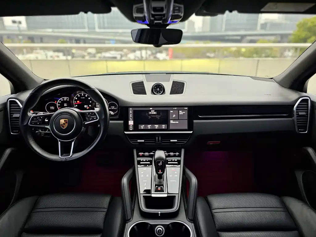 Porsche Cayenne 2019 — фото 9