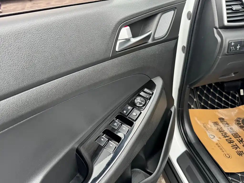 Hyundai Tucson 2019 — фото 4