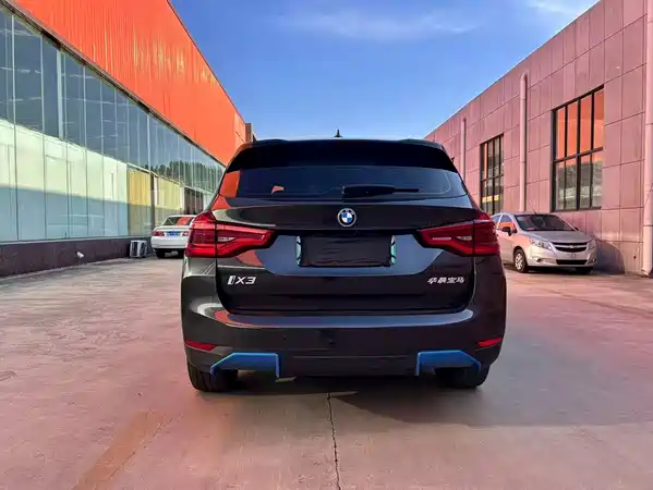 BMW iX3 2021