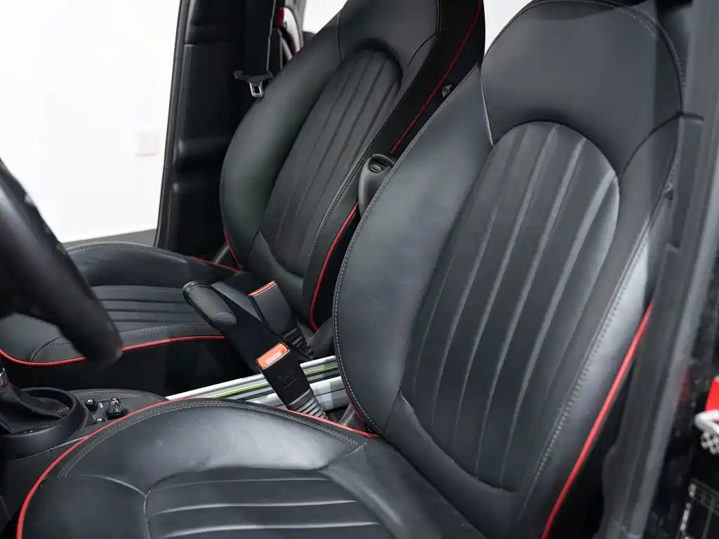 MINI JCW COUNTRYMAN 2016 — фото 7